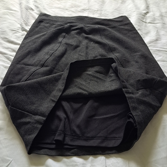 Vivian Wong | Grey stretchy women's semi casual pencil skirt - Picture 3 of 8